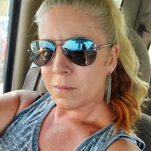Meet your Posher, Jenn